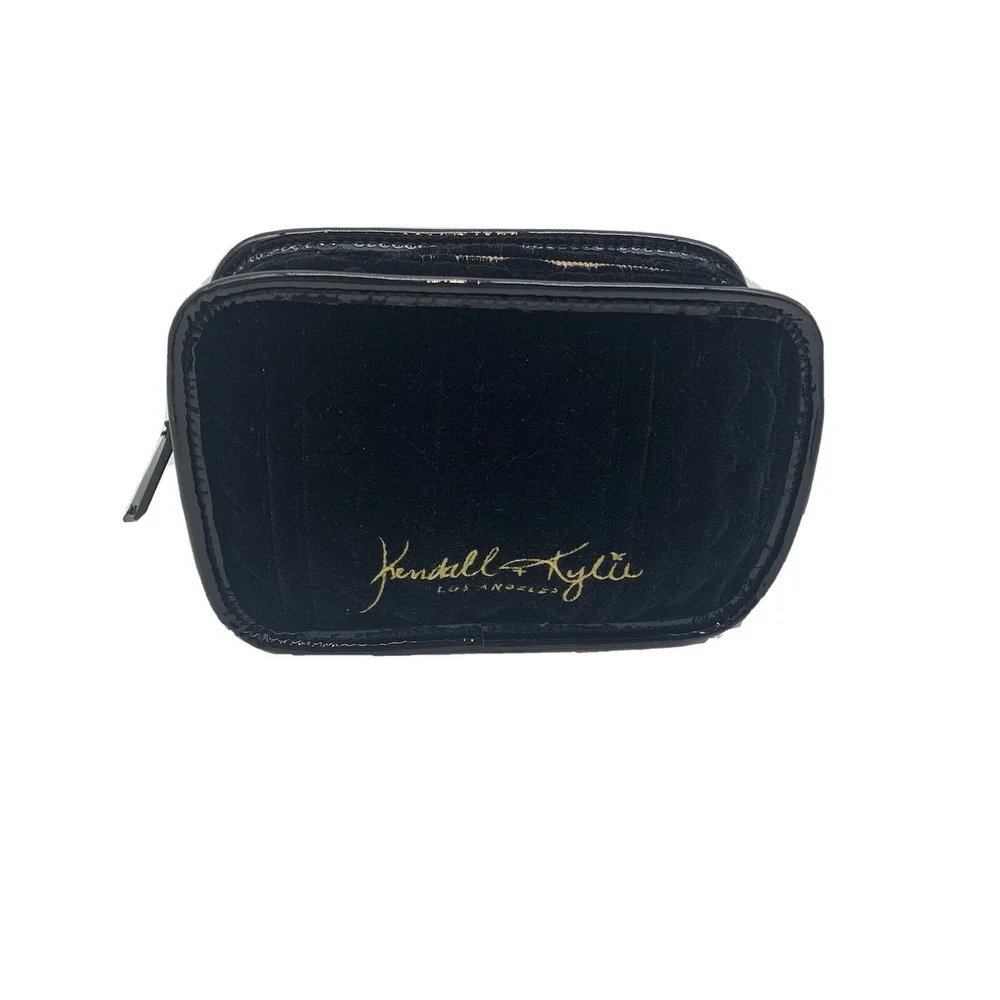 Kendall‎ Kylie Black Velvet Cosmetic Bag Pouch Gold Zipper Crossbody Strap NEW